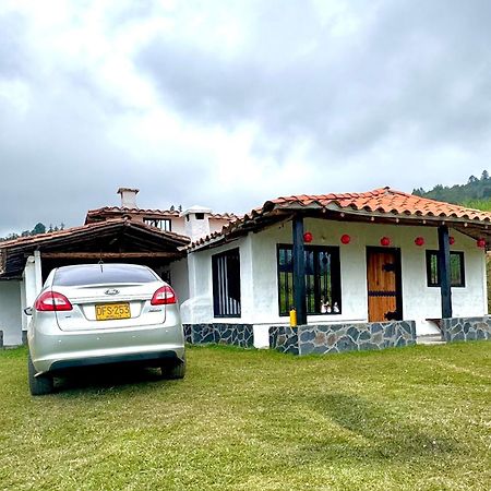 La Colina Magik Villa Guarne Bagian luar foto